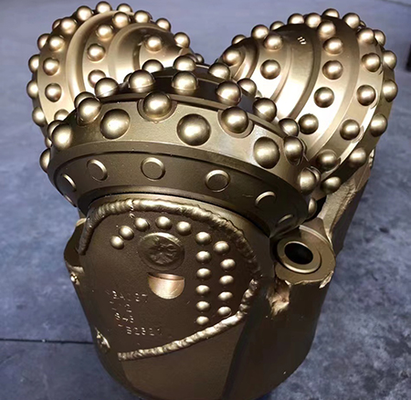 導孔鉆頭做好，發往河南礦山施工