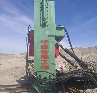 江蘇抽水蓄能電站總計1588米，直徑φ2米